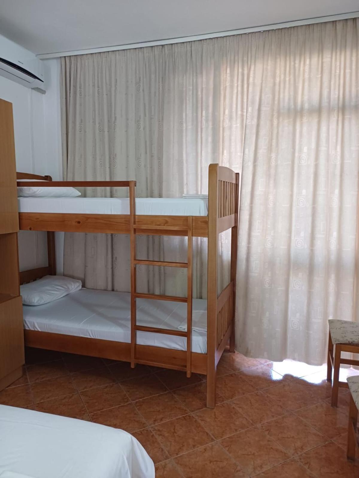 Arben Appartement Durrës Buitenkant foto